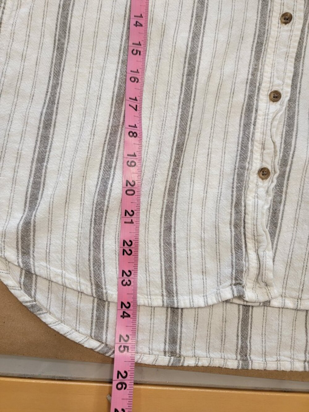 Universal Thread Size XS Gray & White Striped Relaxed Fit Button Down Shirt - Picture 10 of 12